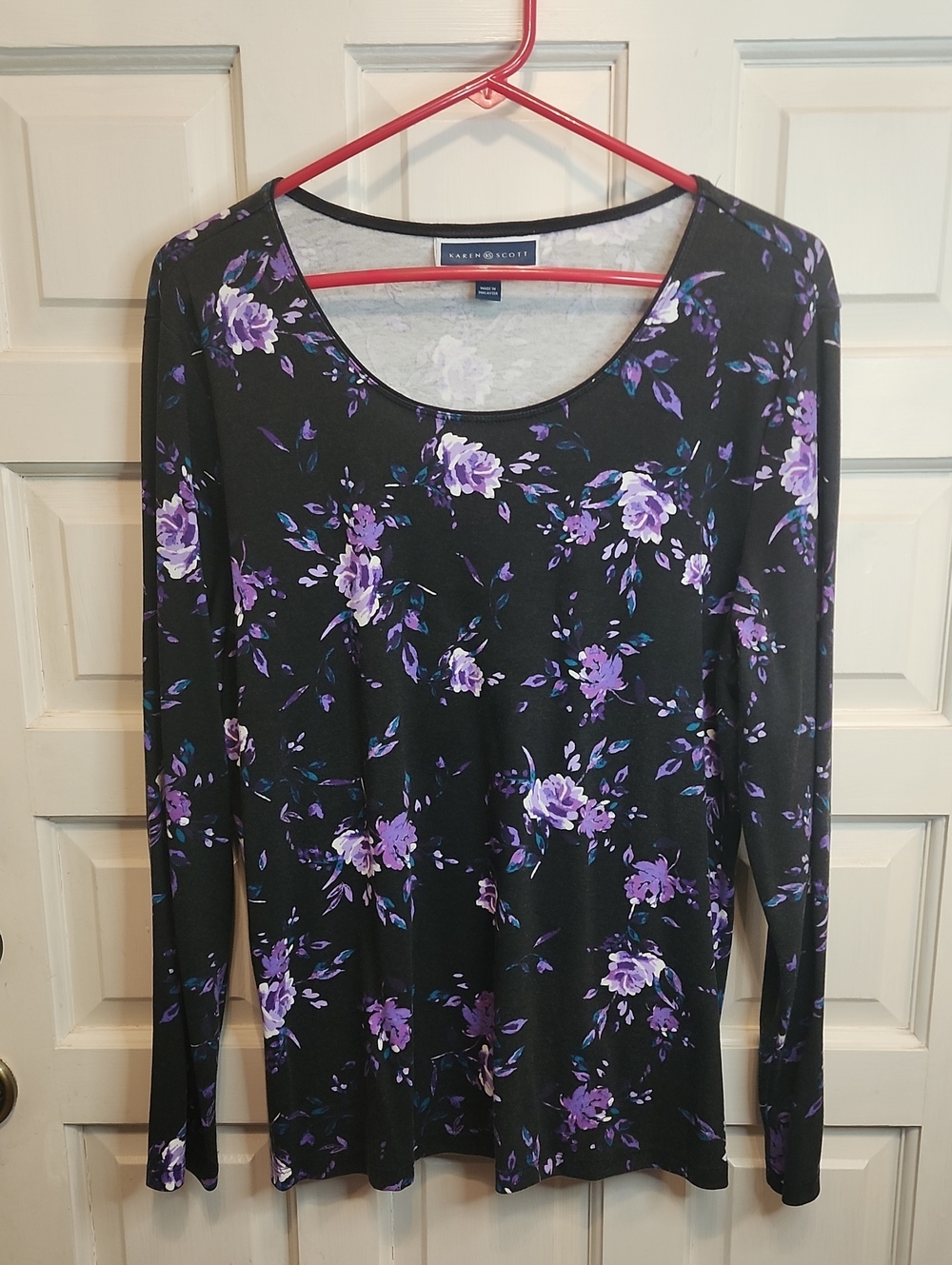 Karen Scott Black Long Sleeve Scoop Neck Top with Purple Floral Print